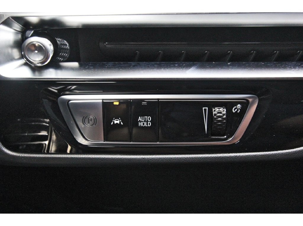 2027 Cadillac LYRIQ V Premium - Photo 14