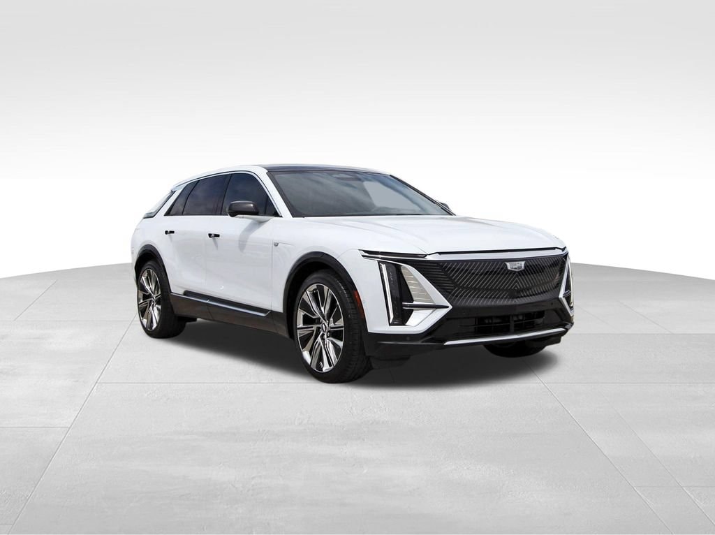 New 2027 CADILLAC LYRIQ Signature Luxury SUV