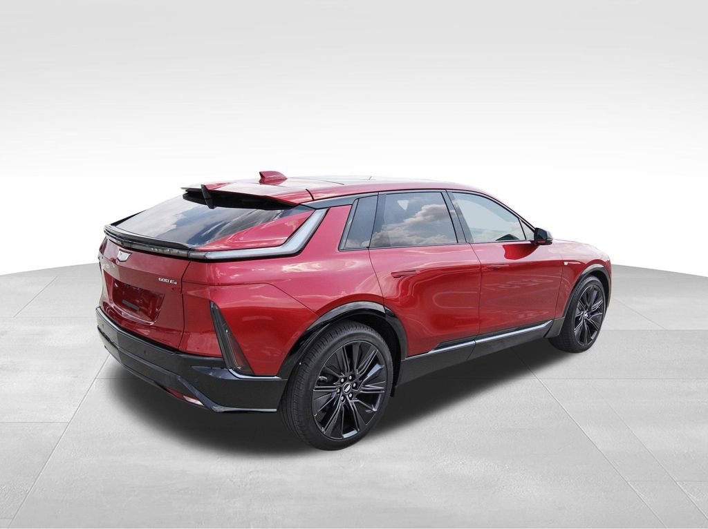 2025 Cadillac Lyriq Sport photo 4