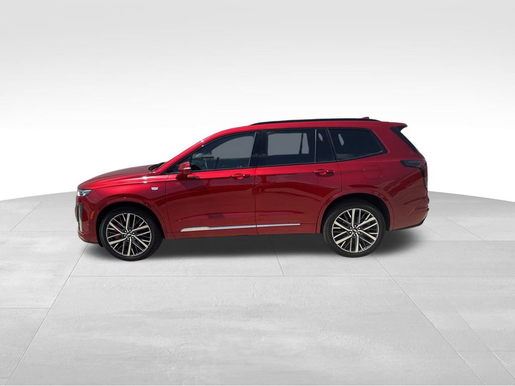 2025 Cadillac XT6 Sport photo 2