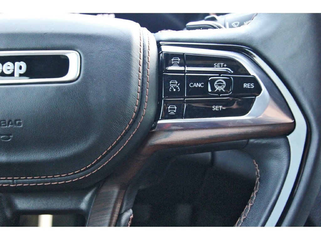 2024 Jeep Grand Cherokee Summit - Photo 16