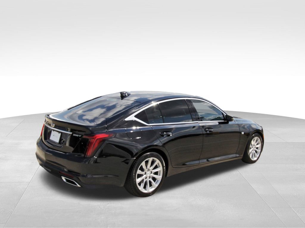2024 Cadillac CT5 Luxury photo 4
