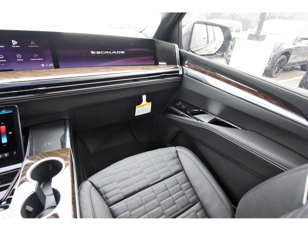 2026 Cadillac Escalade Platinum Sport - Photo 10