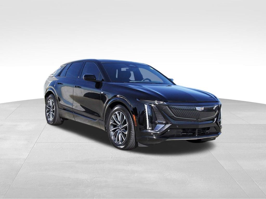 2025 Cadillac LYRIQ Sport 3's photo