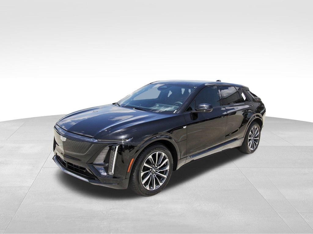 2025 Cadillac Lyriq Sport photo 2