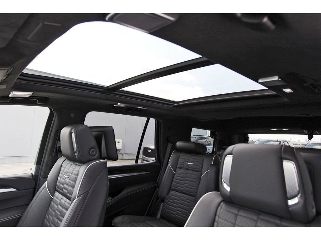 2026 Cadillac Escalade Platinum Sport - Photo 23