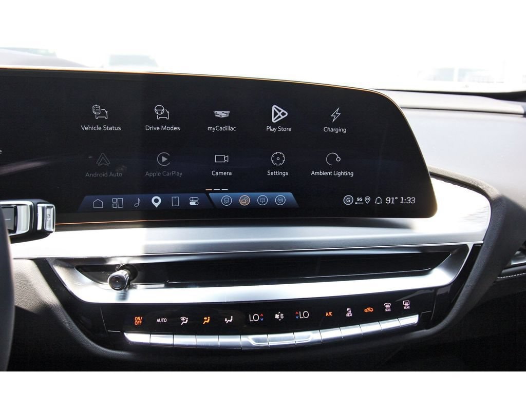 2027 Cadillac LYRIQ Signature Luxury - Photo 16