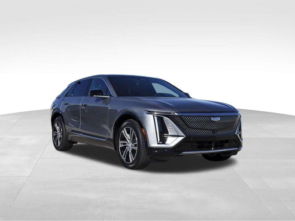New 2026 CADILLAC LYRIQ Luxury SUV