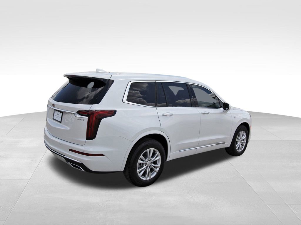 2025 Cadillac XT6 Luxury photo 4