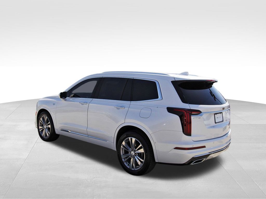 2023 Cadillac XT6 Premium Luxury photo 3