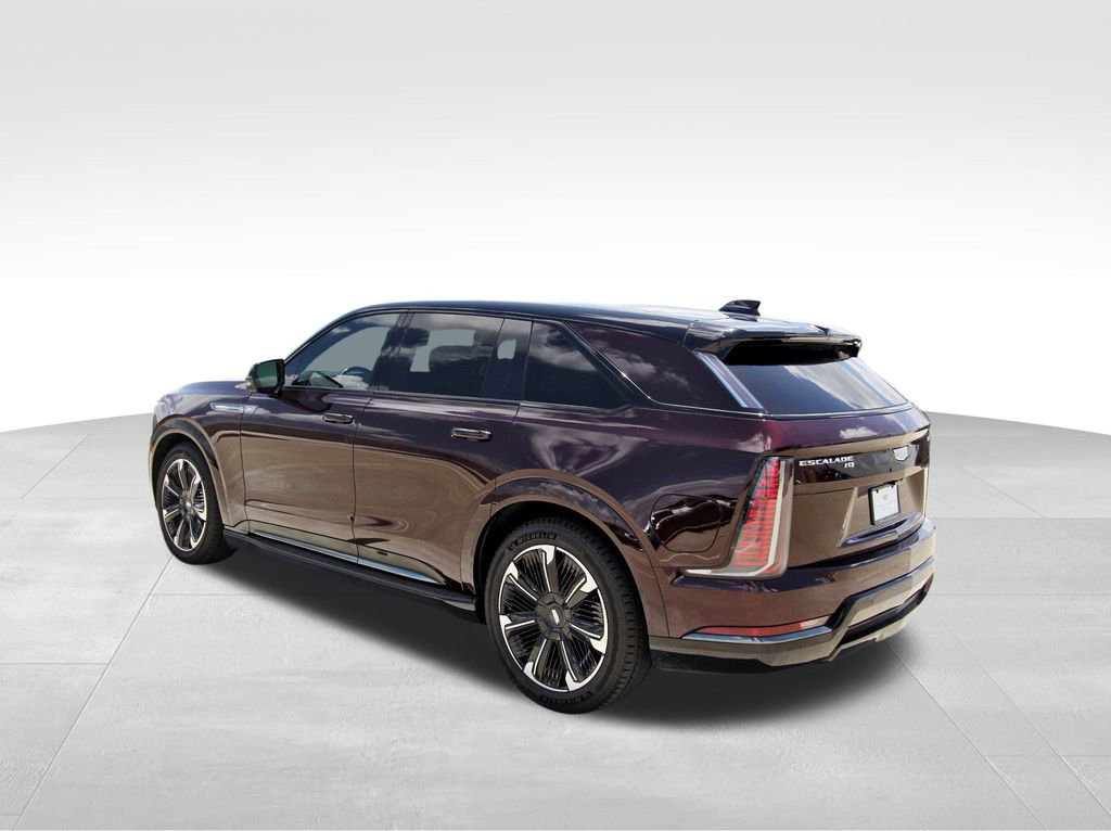 2025 Cadillac Escalade IQ Sport photo 3