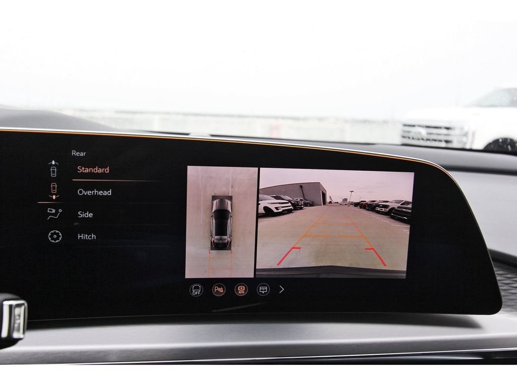2027 Cadillac LYRIQ Signature Sport - Photo 17