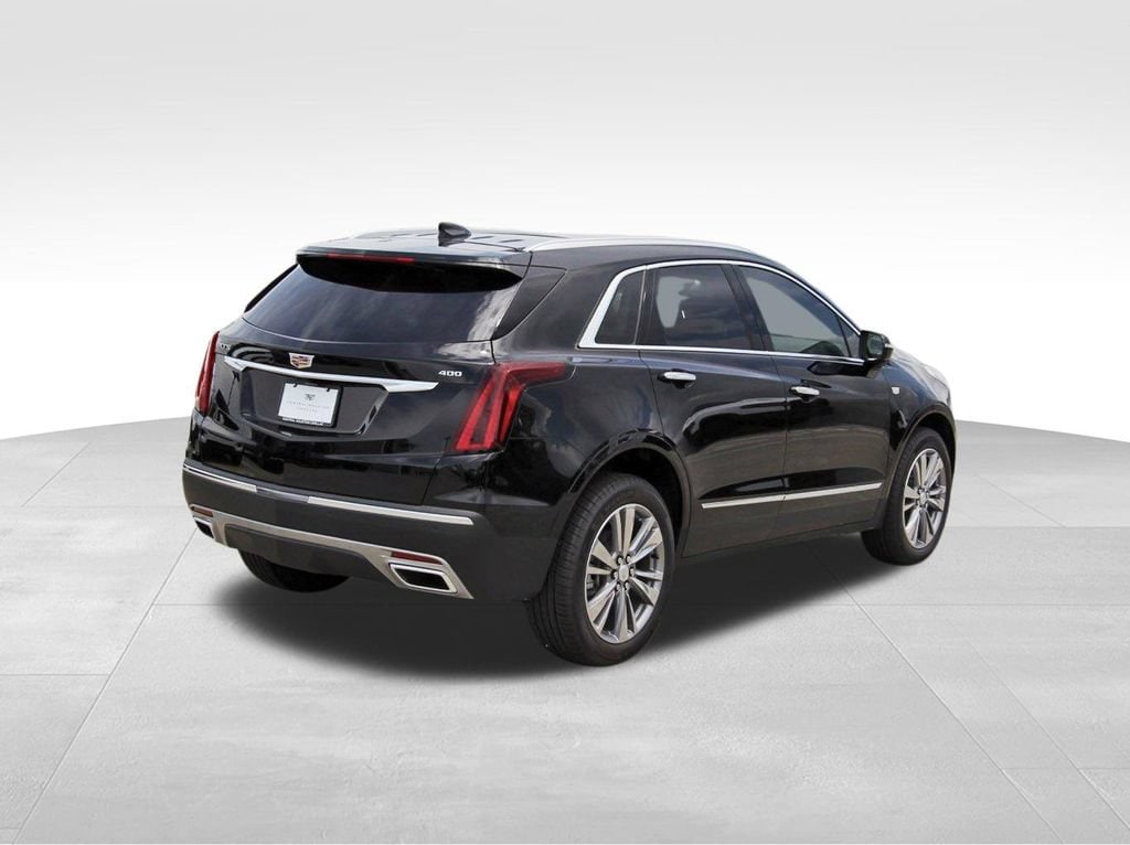 New 2026 CADILLAC XT5 Premium Luxury SUV