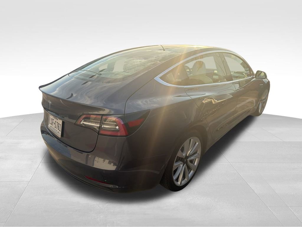 2018 Tesla Model 3 Long Range photo 4