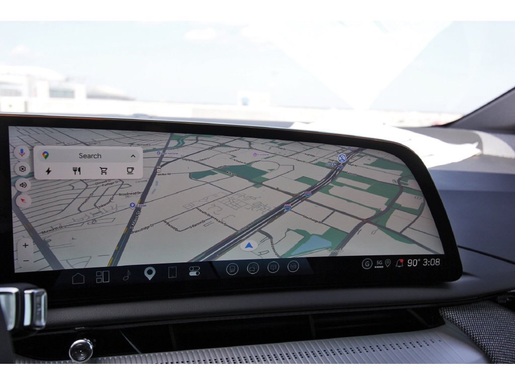 2027 Cadillac OPTIQ Luxury - Photo 18