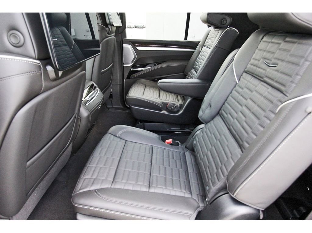 2026 Cadillac Escalade Platinum Sport - Photo 7