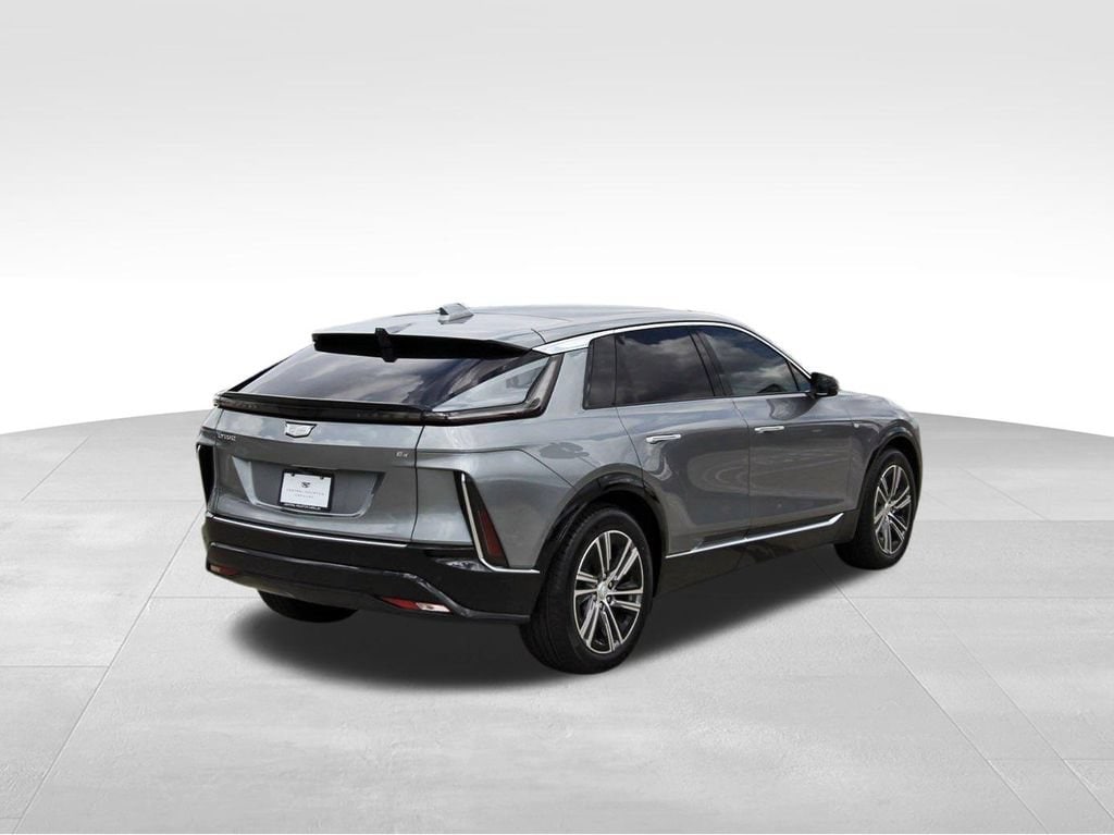 New 2027 CADILLAC LYRIQ Luxury SUV