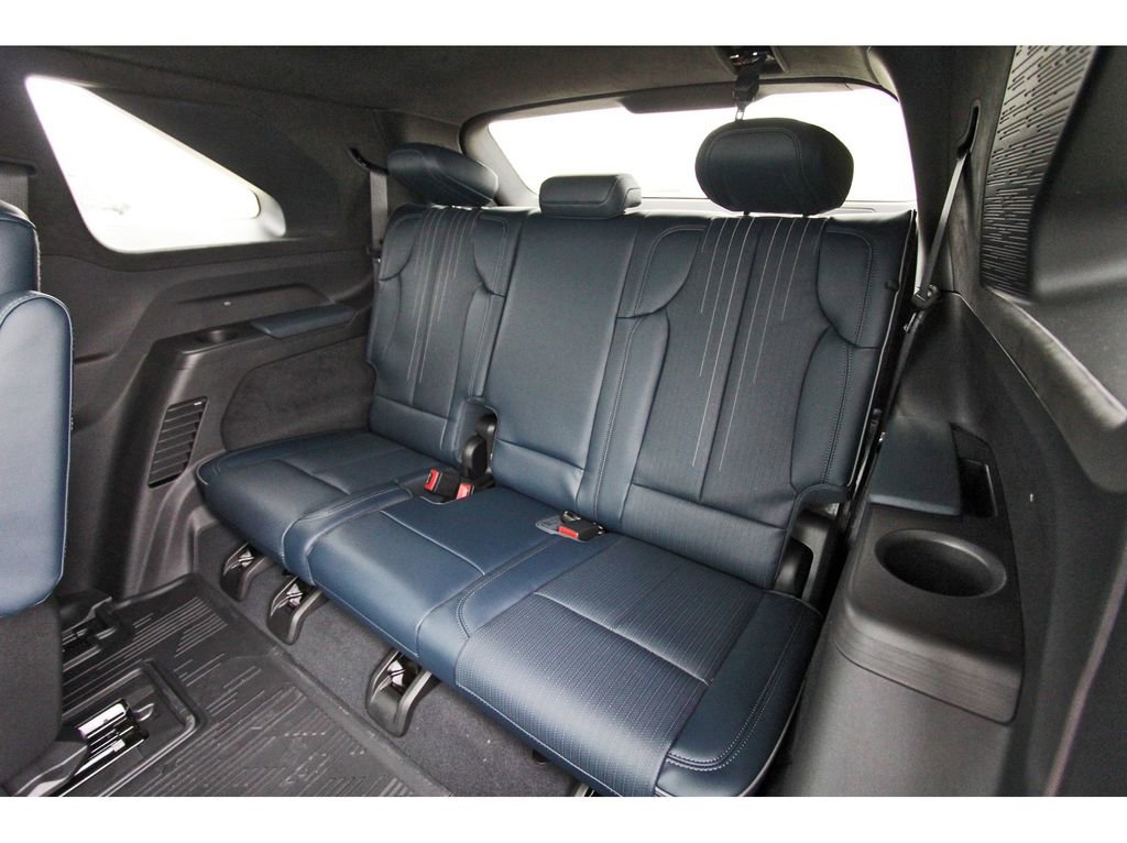 2025 Cadillac Escalade IQ Luxury 2 - Photo 13
