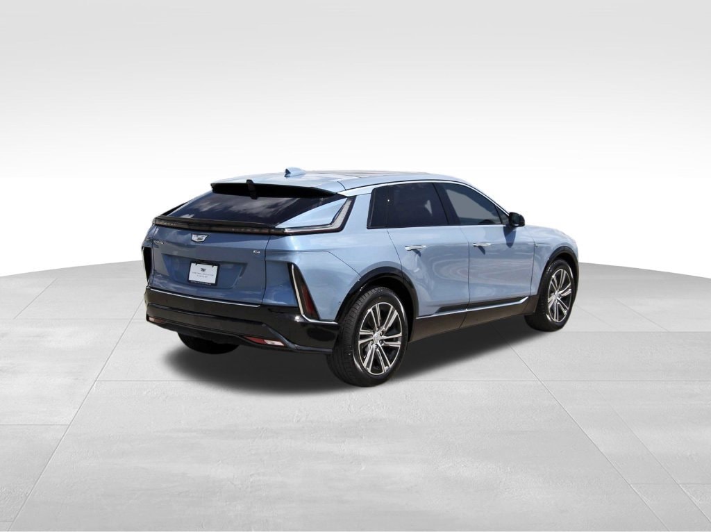 New 2027 CADILLAC LYRIQ Luxury SUV