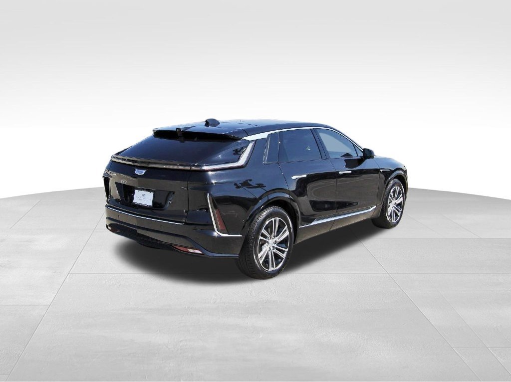 New 2027 CADILLAC LYRIQ Luxury SUV