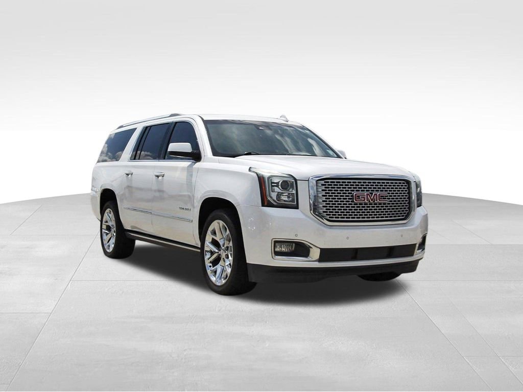 2016 GMC Yukon Denali 2WD's photo