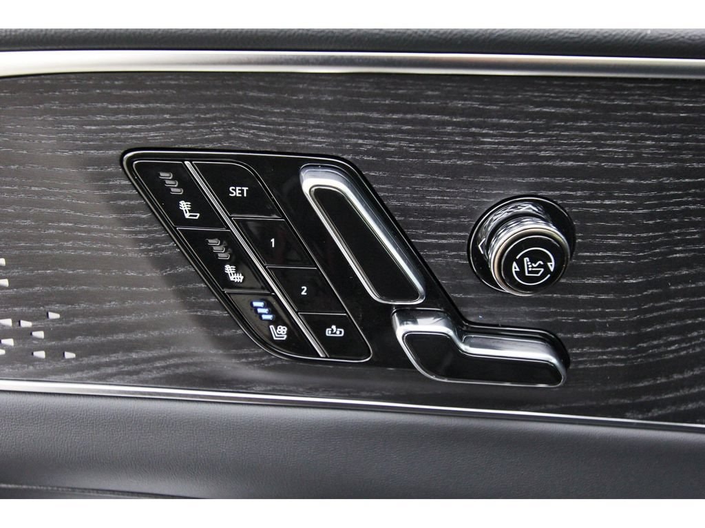 2027 Cadillac LYRIQ Signature Sport - Photo 22