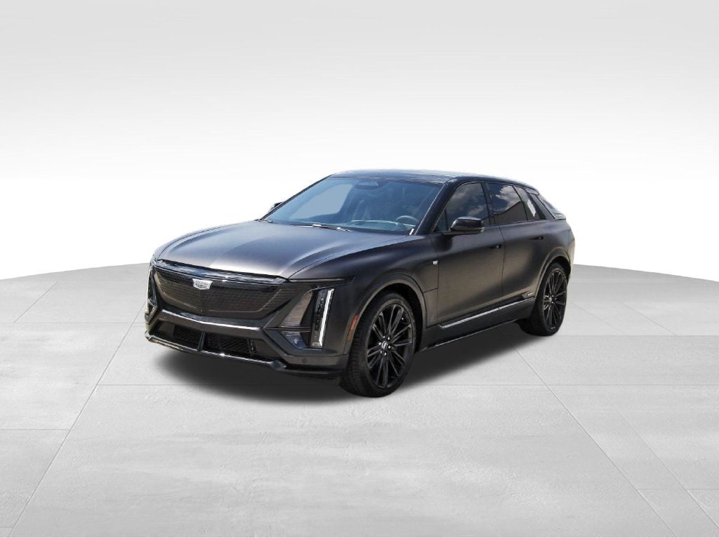 2027 Cadillac LYRIQ V Premium - Photo 2