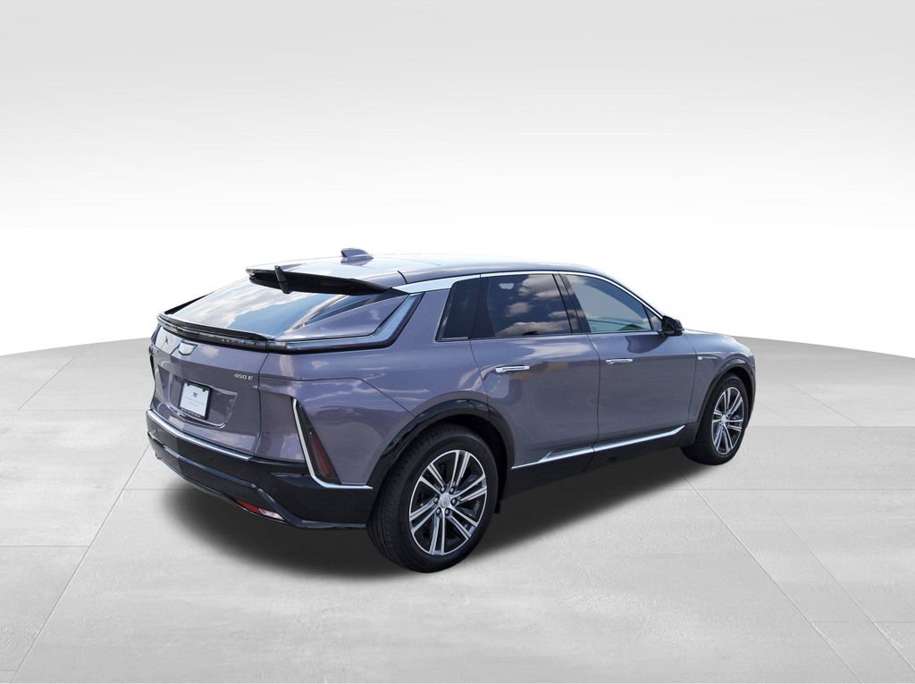 2026 Cadillac Lyriq Luxury photo 4