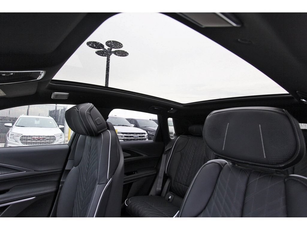 2027 Cadillac LYRIQ Signature Sport - Photo 23