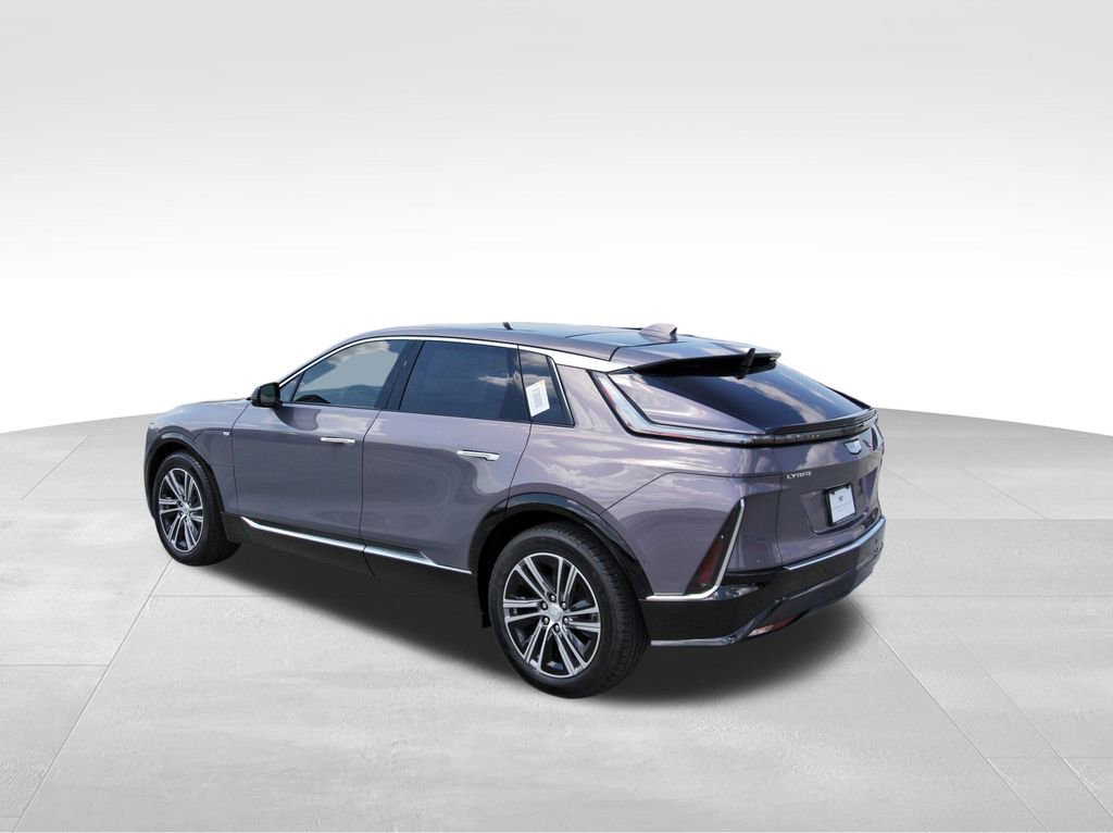 2026 Cadillac Lyriq Luxury photo 3