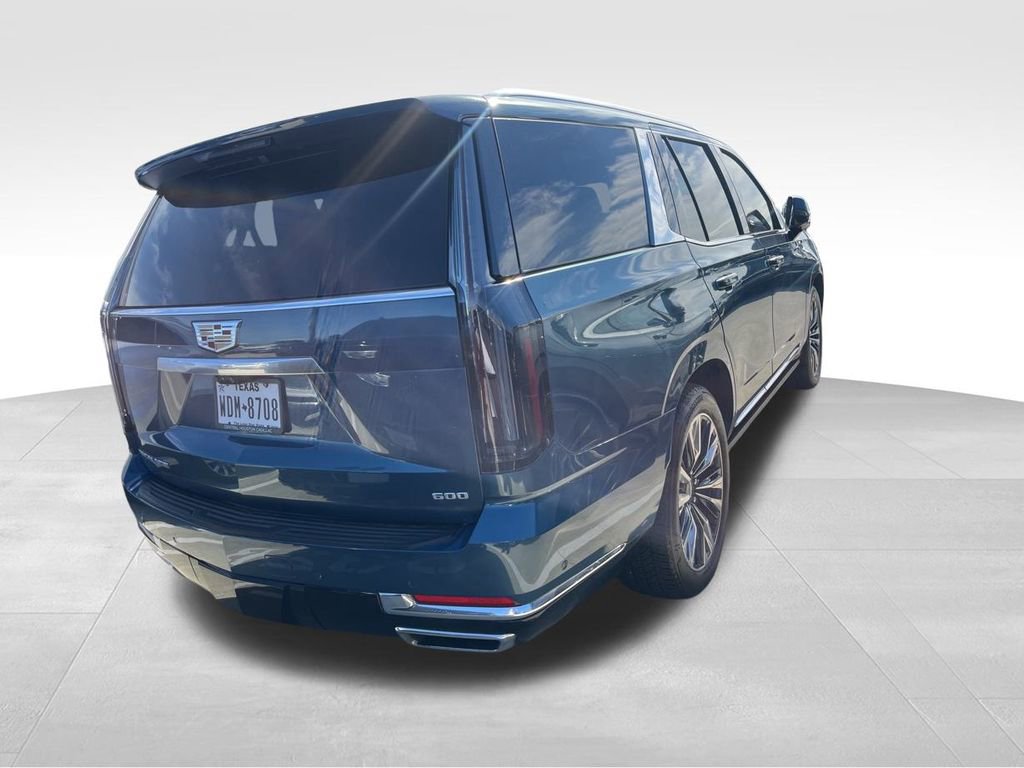 2025 Cadillac Escalade Premium Luxury photo 2