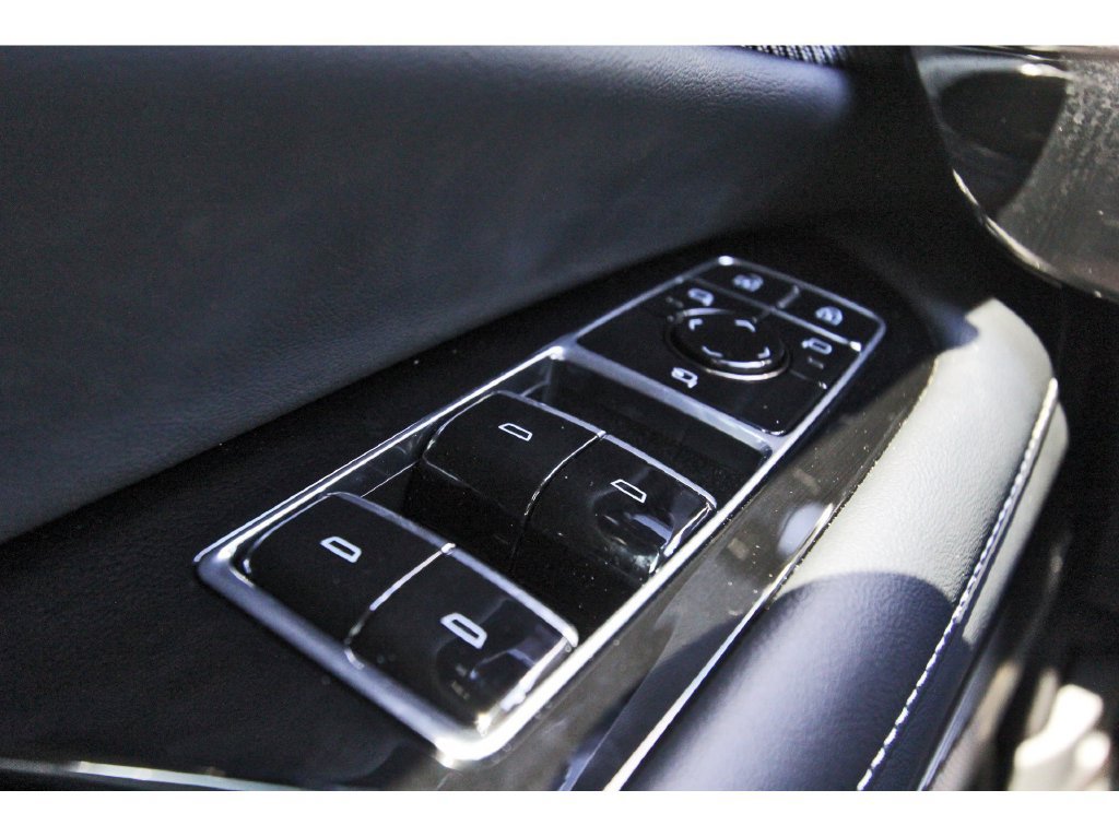 2027 Cadillac OPTIQ Luxury - Photo 15