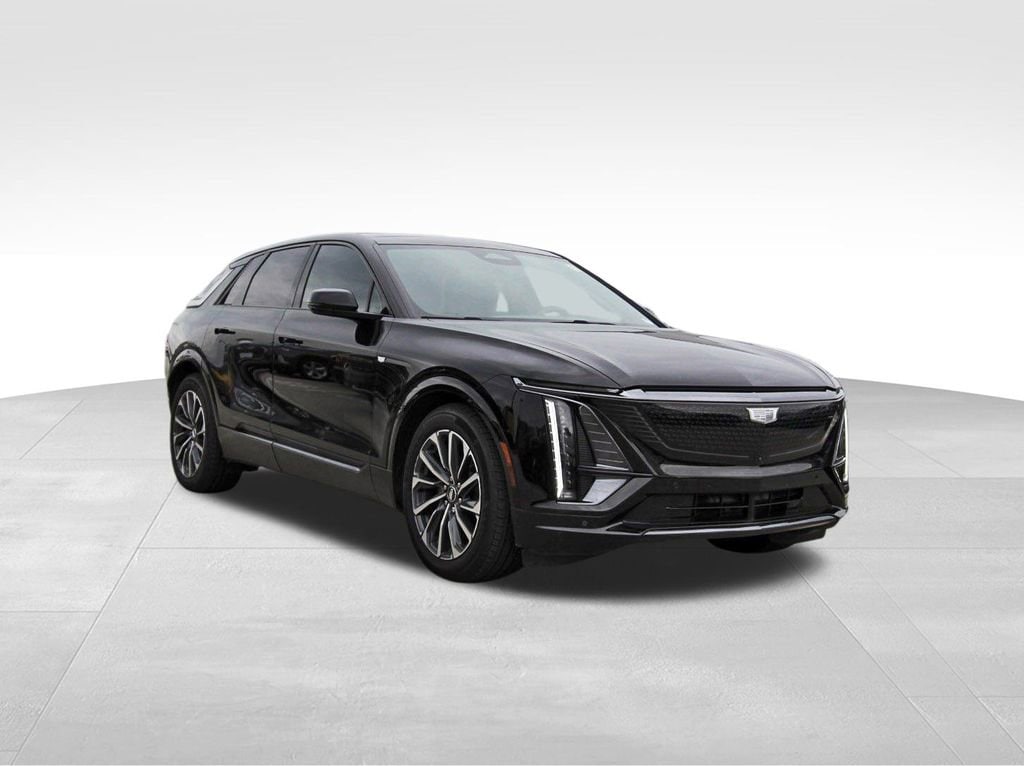 2025 Cadillac LYRIQ Sport 3's photo