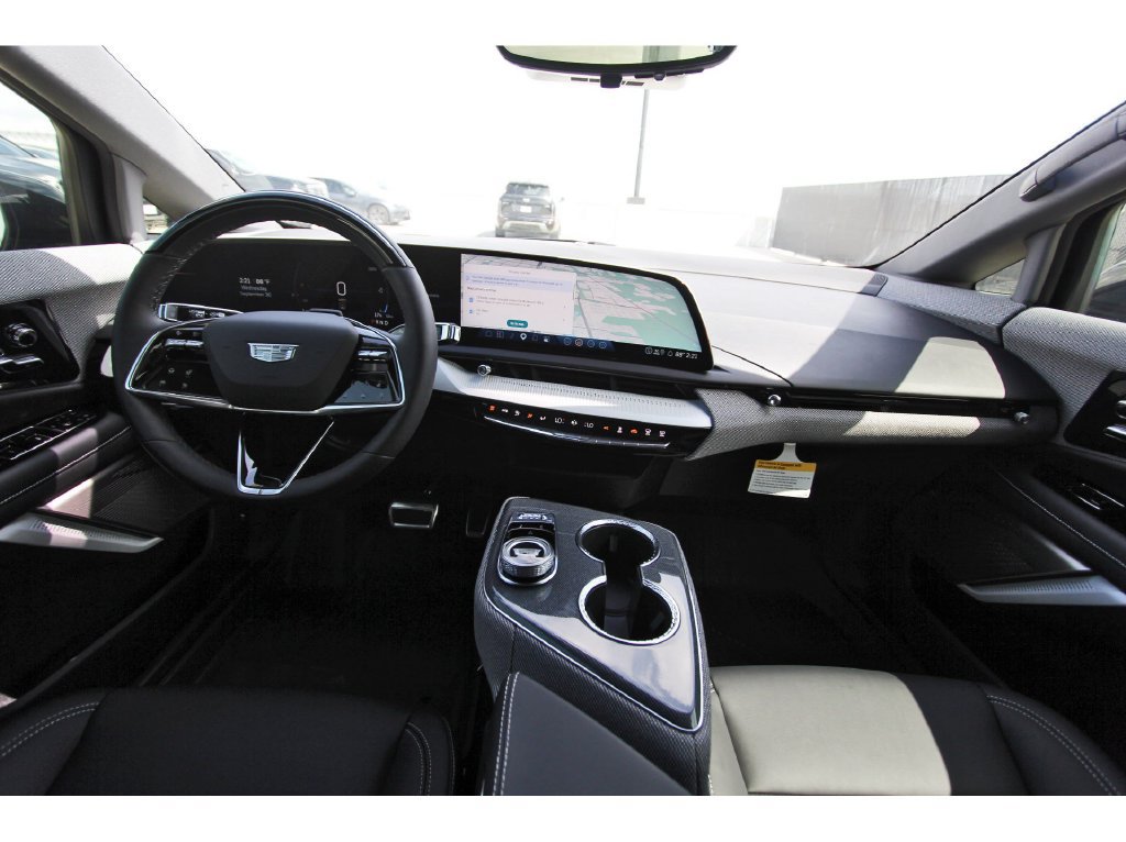 2027 Cadillac OPTIQ Sport - Photo 9