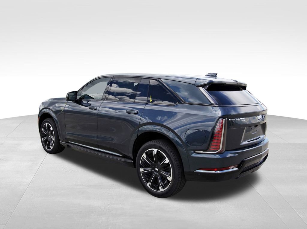 2026 Cadillac Escalade IQ Sport photo 3
