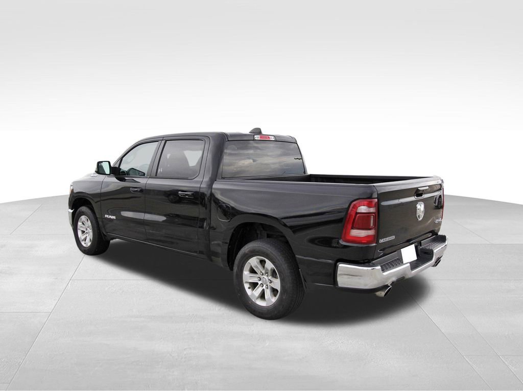 2024 Ram 1500 Laramie photo 3
