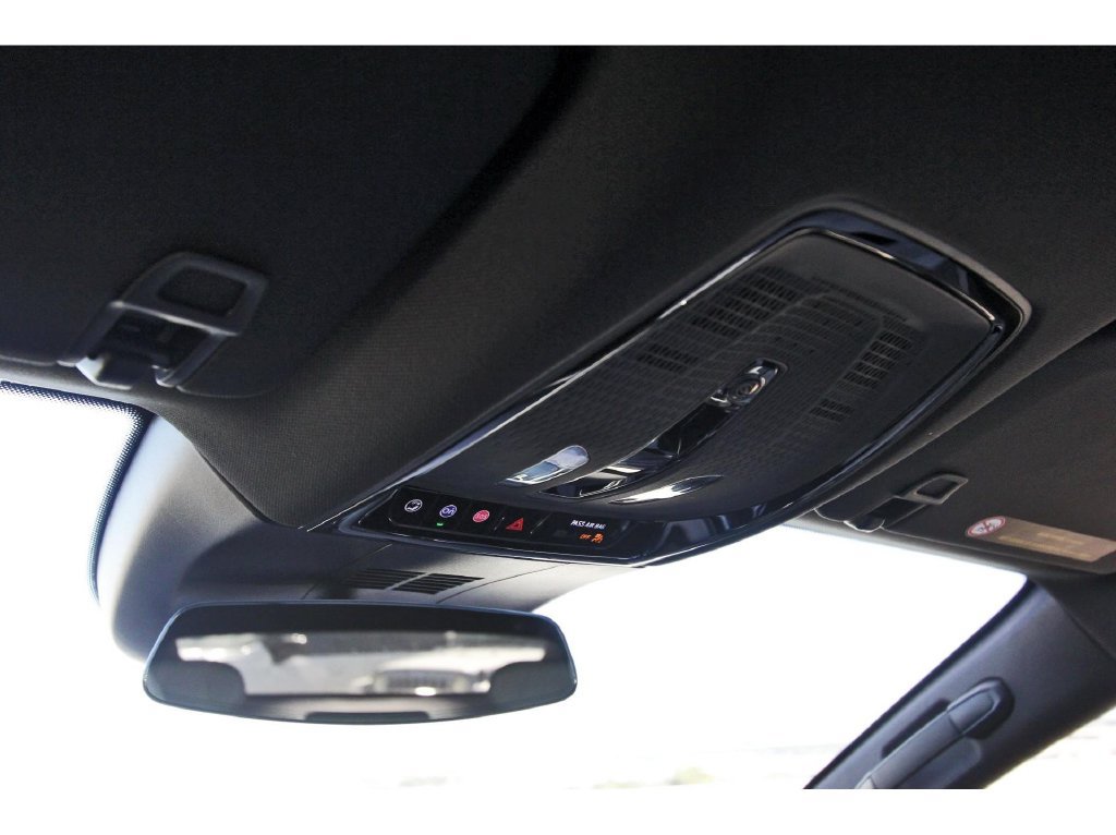 2027 Cadillac LYRIQ Luxury - Photo 21
