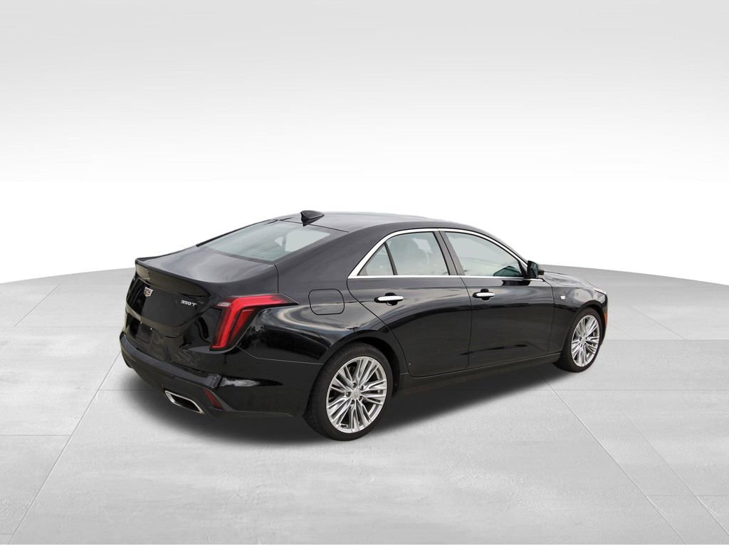 2023 Cadillac CT4 Premium Luxury photo 3