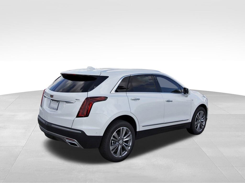 New 2026 CADILLAC XT5 Premium Luxury SUV