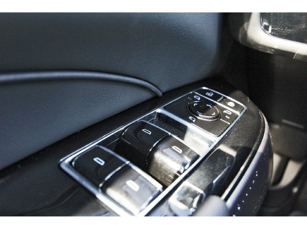 2027 Cadillac LYRIQ Sport - Photo 15