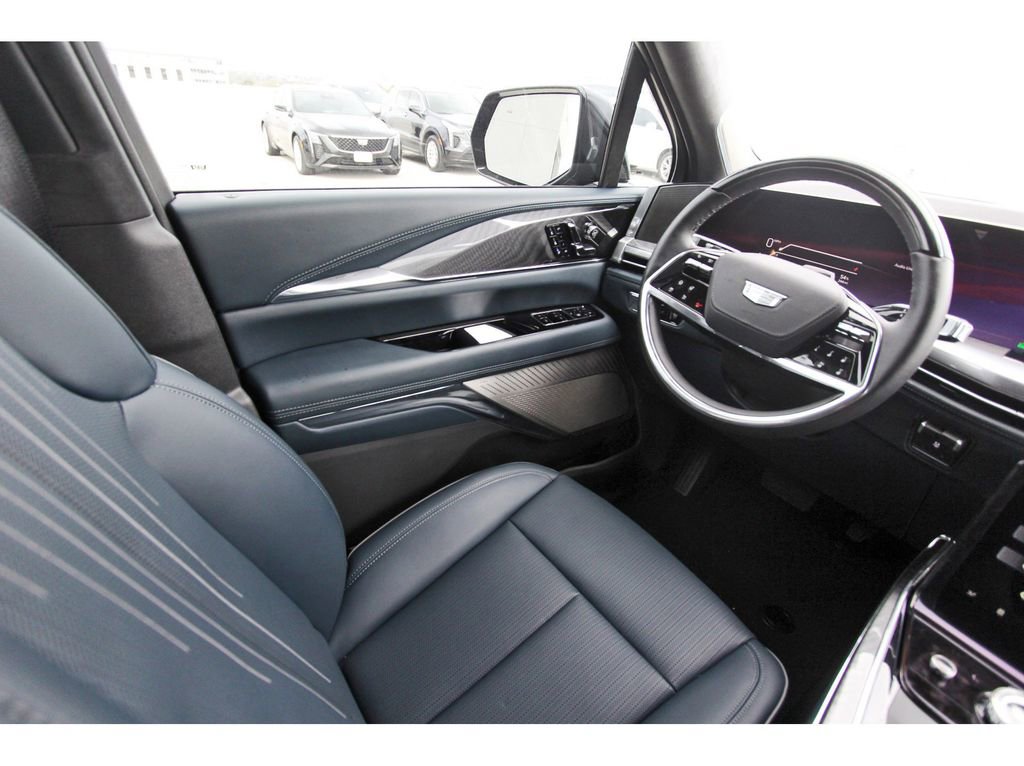 2025 Cadillac Escalade IQ Sport 2 - Photo 8