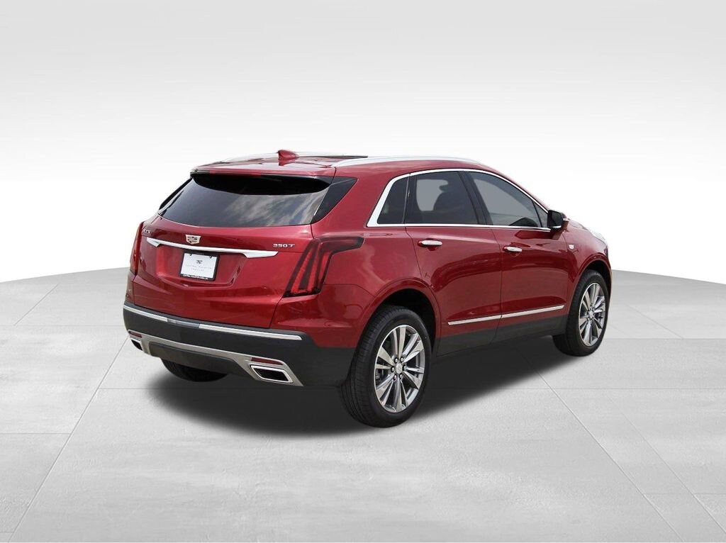 New 2026 CADILLAC XT5 Premium Luxury SUV