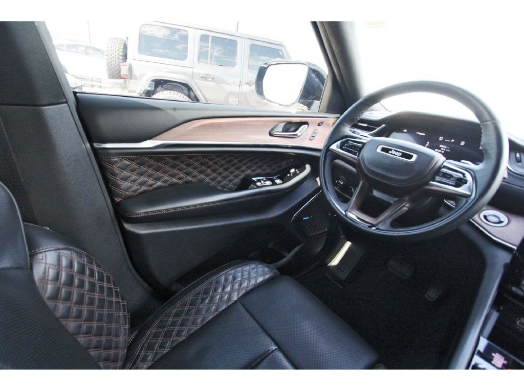 2024 Jeep Grand Cherokee Summit - Photo 8