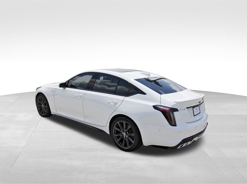 2026 Cadillac CT5 V photo 3