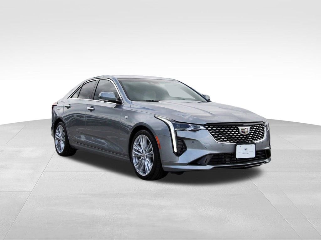 2025 Cadillac CT4