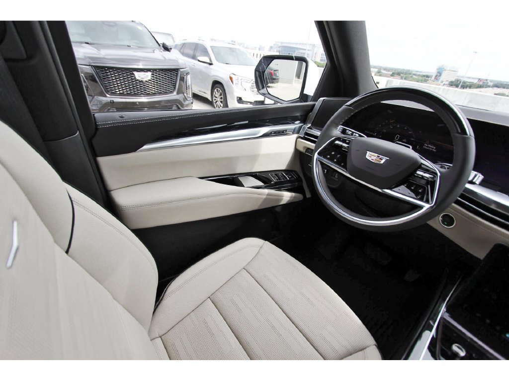 2026 Cadillac Escalade ESV Sport - Photo 8