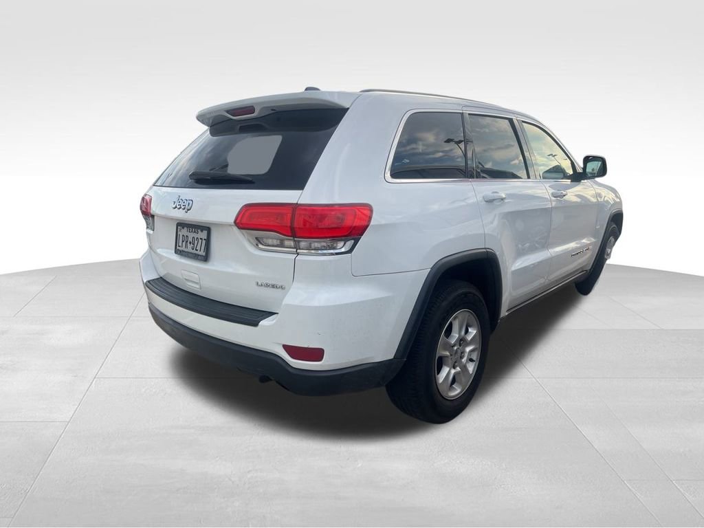 2016 Jeep Grand Cherokee Laredo photo 3