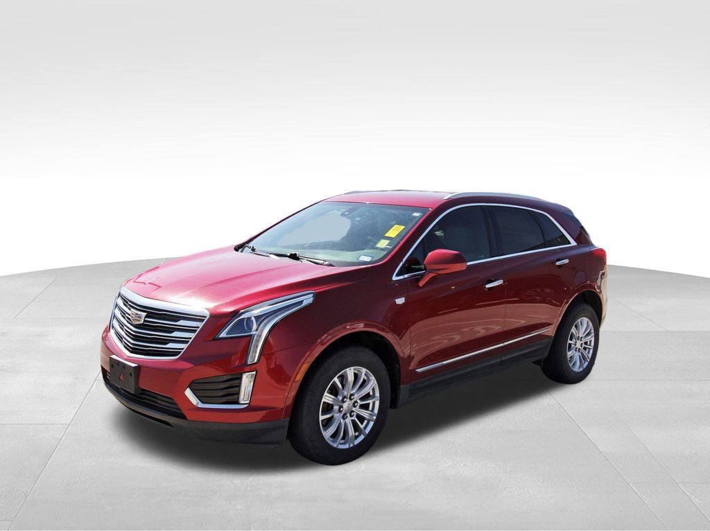 2019 Cadillac XT5 photo 2