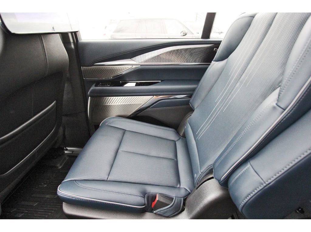 2025 Cadillac Escalade IQ Luxury 2 - Photo 12