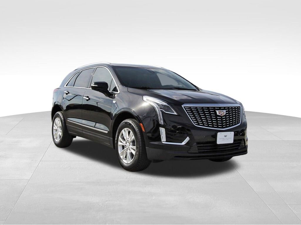 New 2026 CADILLAC XT5 Luxury SUV